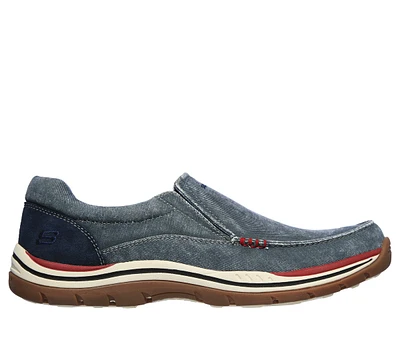Relaxed Fit: Expected - Avillo