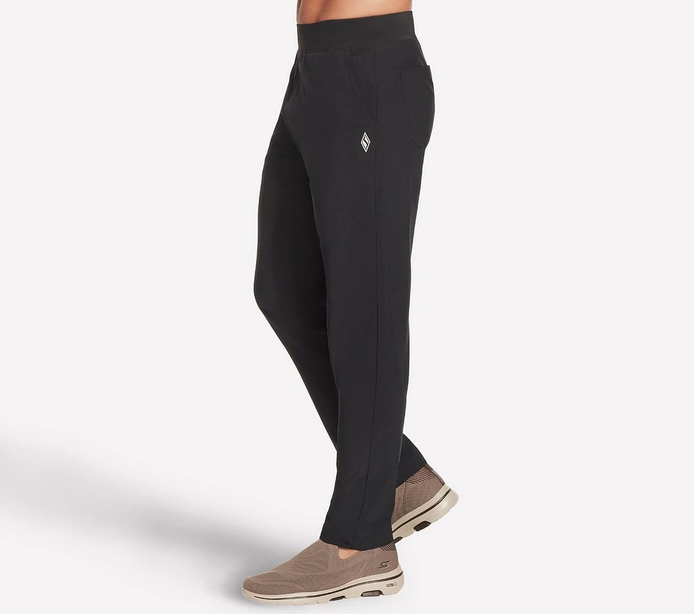 GO WALK Action Pant