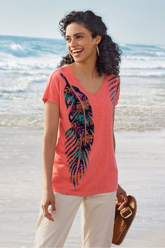 Beachy Graphic Tee