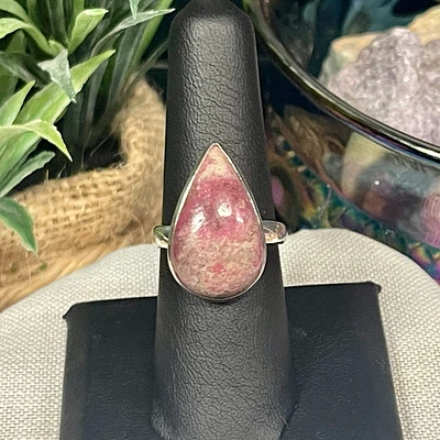 Pink Thulite Ring — Silver Vixen