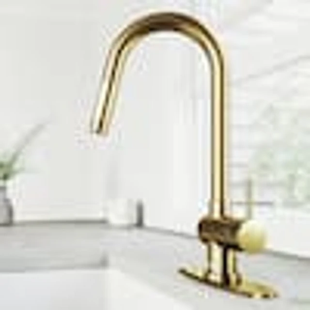 VIGO Gramercy Single Handle Pull-Down Spout Kitchen Faucet in 
