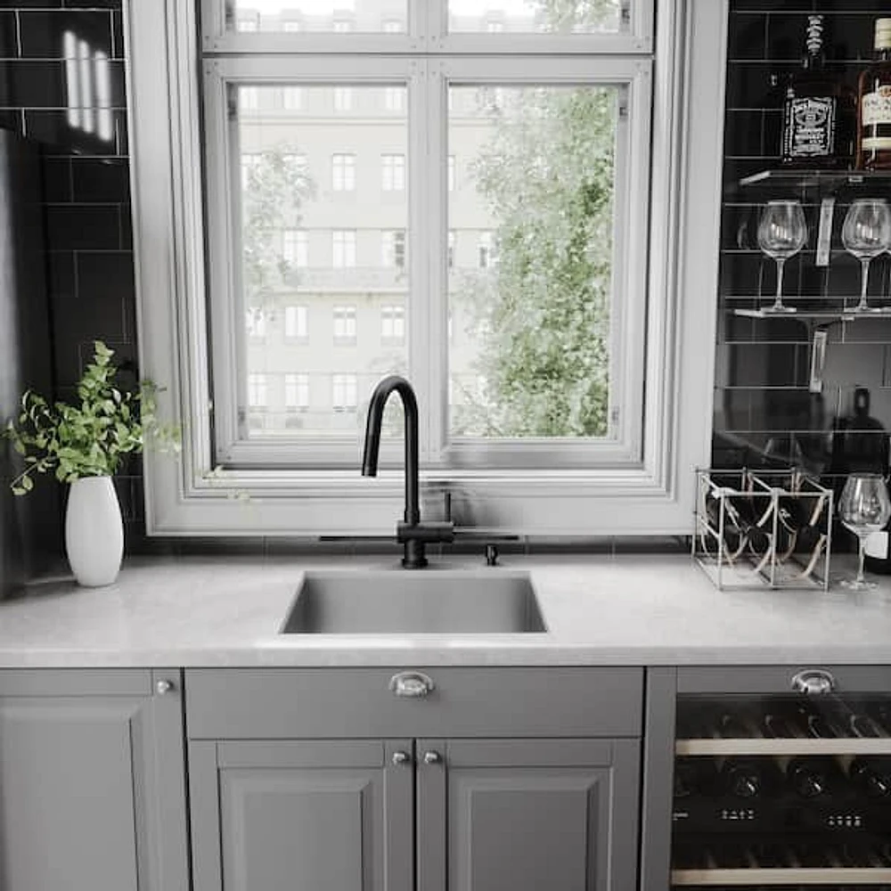 VIGO Gramercy Single Handle Pull-Down Spout Kitchen Faucet in 