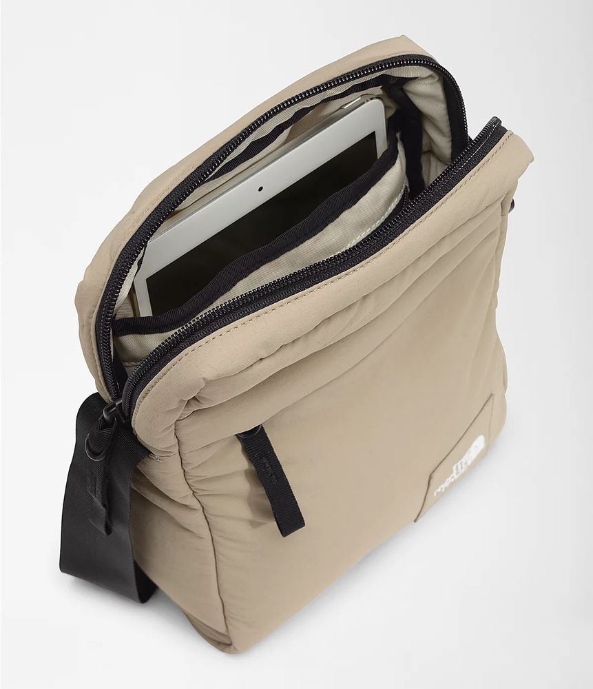 City Voyager Cross Body Bag | The North Face