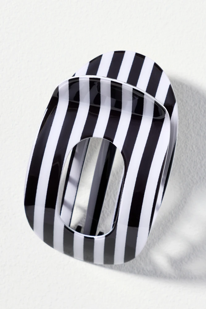 Violet & Brooks Flat Lay Hair Claw Clip