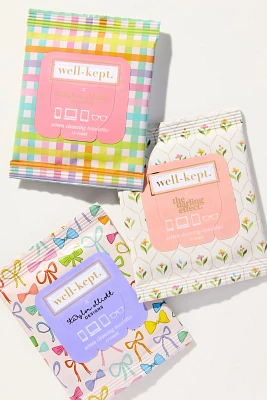well-kept. Spring Screen Cleansing Wipes Trio Set