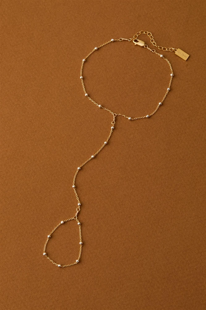 Set & Stones Austen Hand Chain