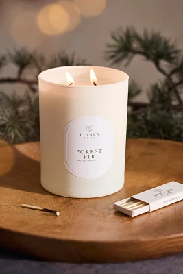 Linnea Candle