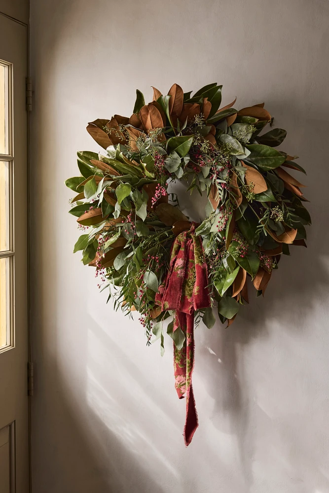 Fresh Seeded Magnolia & Berry Wreath, 20"