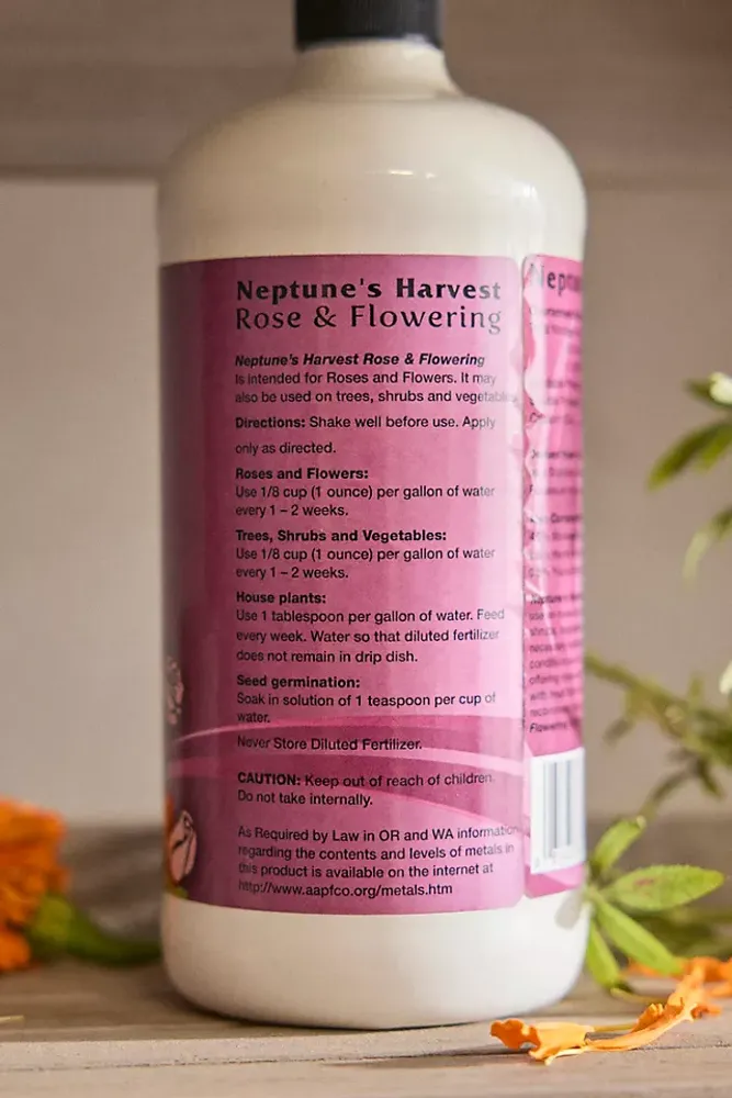 Neptune’s Harvest Rose & Flowering Plant Fertilizer Concentrate