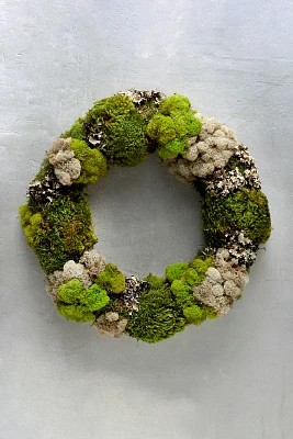 Mixed Moss Wreath