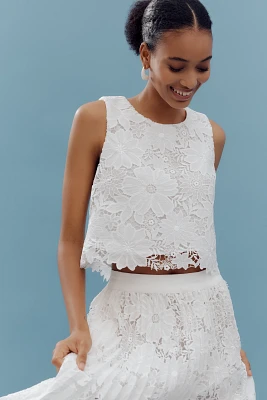 Le Superbe White Flowers Lace Shell Tank