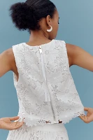 Le Superbe White Flowers Lace Shell Tank