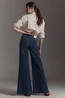 Closed Glow-Up High-Rise Flare Jeans