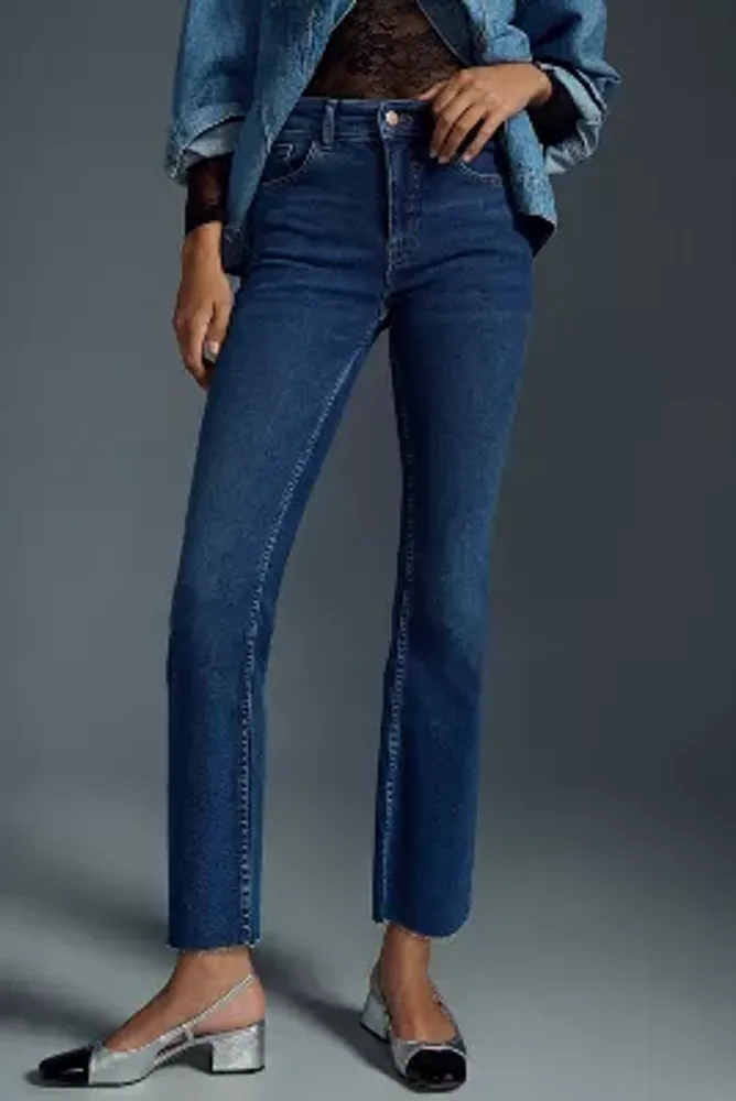 The Yaya Curvy Mid-Rise Crop Jeans by Pilcro
