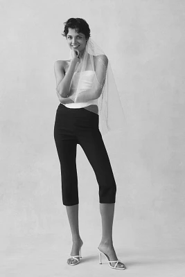 Maeve Structured Bombshell Capri Pants