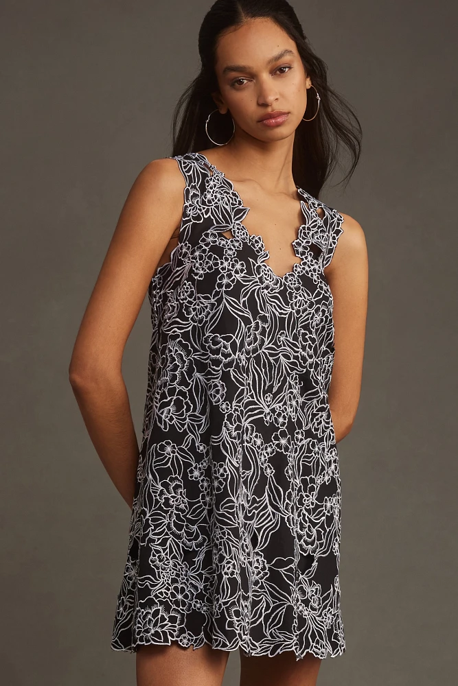 By Anthropologie V-Neck Floral Sleeveless Shift Dress