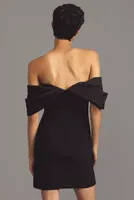 ML Monique Lhuillier Off-The-Shoulder Sweetheart Mini Dress