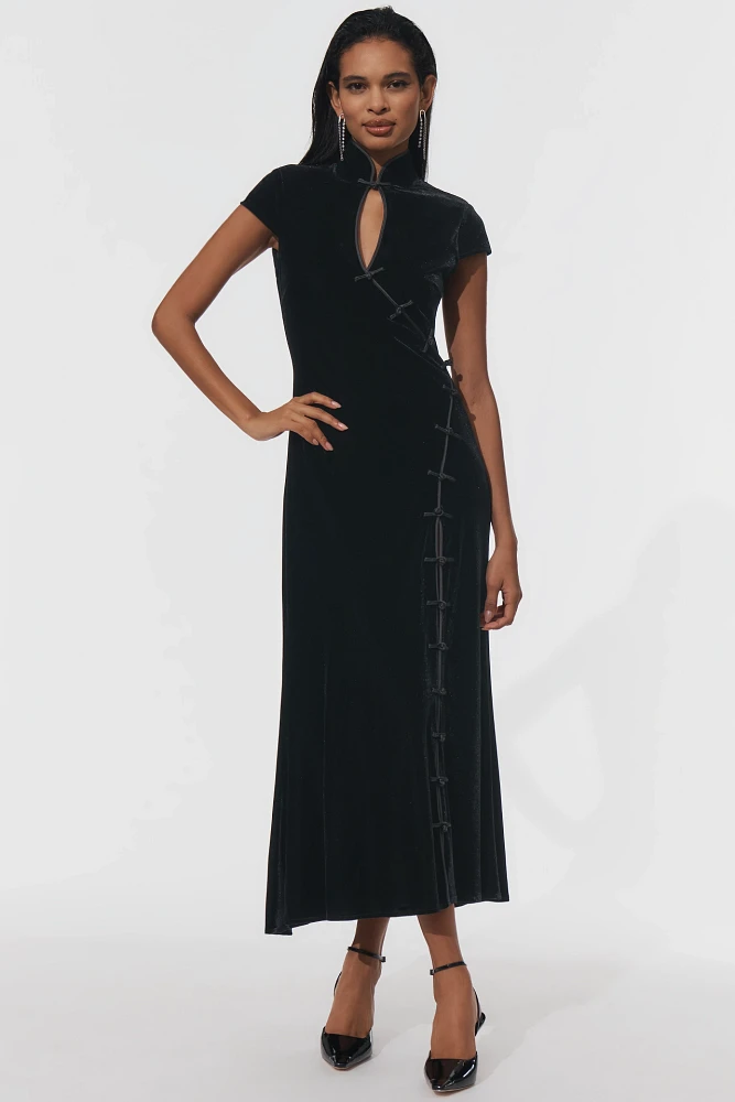 SAU LEE Vanessa Keyhole Velvet Midi Dress