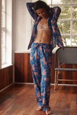 Desmond & Dempsey Long-Sleeve Printed Pajama Set