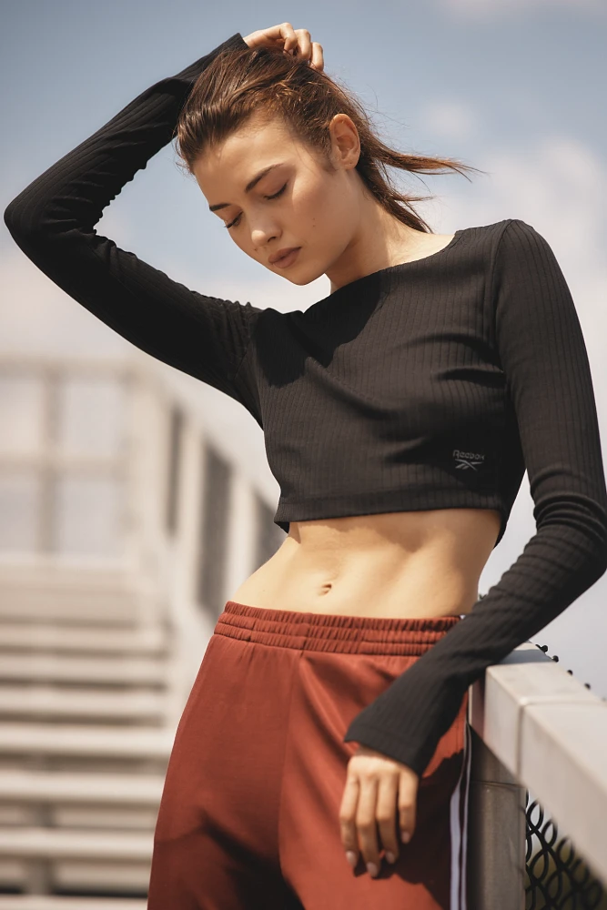 Reebok Long-Sleeve Crop Top