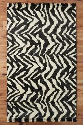 Hand-Knotted Calantha Rug