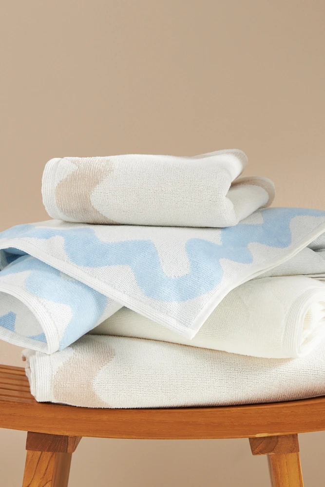 Maeve by Anthropologie Scalloped Bath Towels