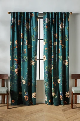 Henrik Curtain