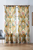 Besiana Curtain