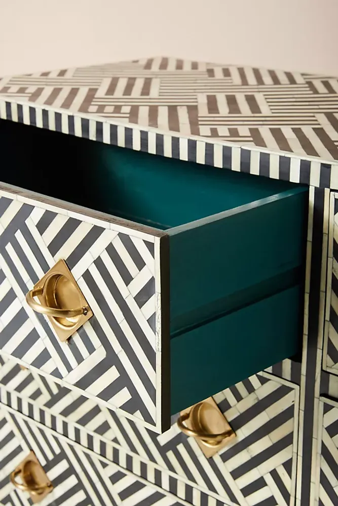 Optical Inlay Nine-Drawer Dresser