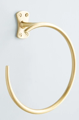 Streamline Towel Ring