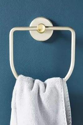 Darwin Towel Ring