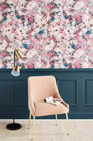 Helen Dealtry Aquarelle Floral Wallpaper