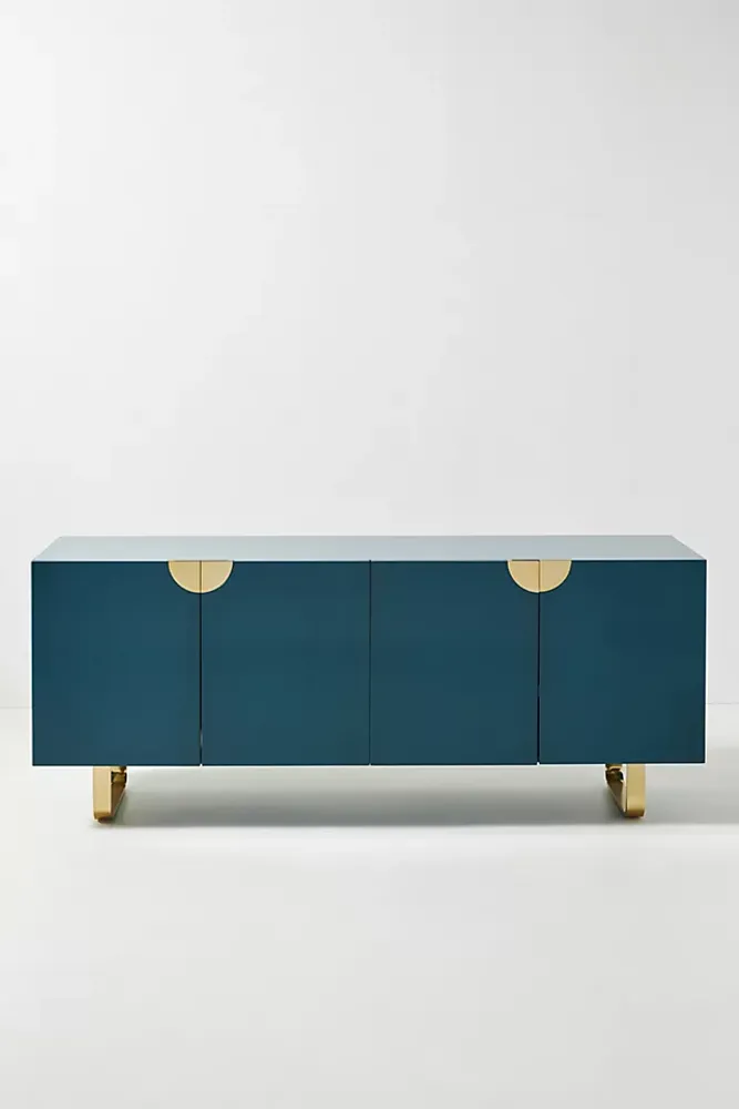 Lacquered Glinda Sideboard