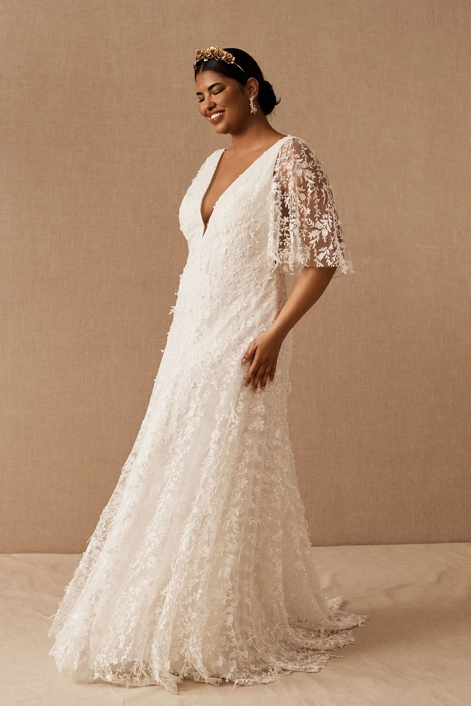 Jenny by Yoo Lourdes V-Neck Convertible-Sleeve Lace Wedding Gown