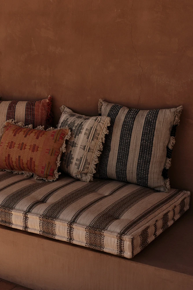 Somerset Indoor/Outdoor Pillow