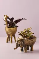 Gia Giraffe Planter