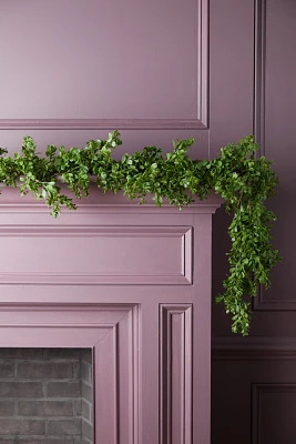 Faux Boxwood Garland