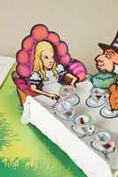 Alice's Adventures in Wonderland Pop-Up Book