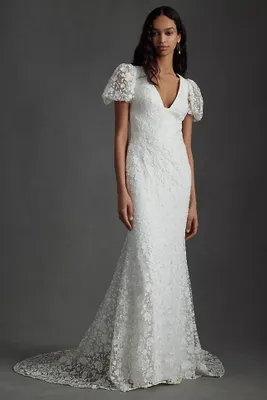 Willowby by Watters Coco V-Neck Puff-Sleeve Floral Lace Wedding Gown