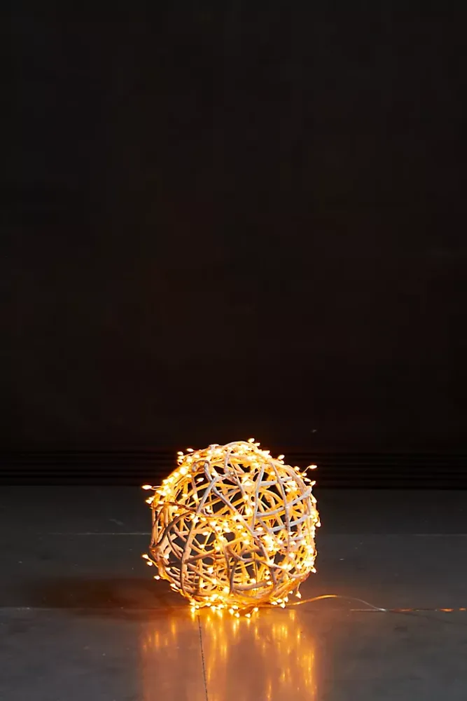 Stargazer Illuminated LED Vine Sphere