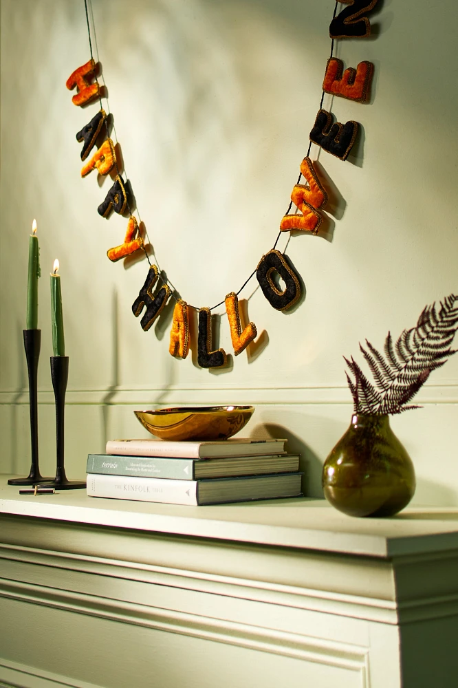 Happy Halloween Velvet Garland