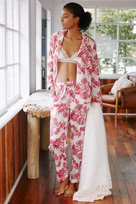 Desmond & Dempsey Soleia Leopard Print Pajama Set