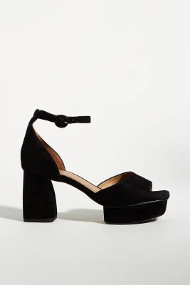 Bernardo Raleigh Heels