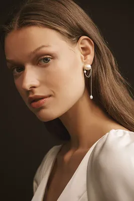 Serefina Baroque Pearl Mismatched Drop Earrings