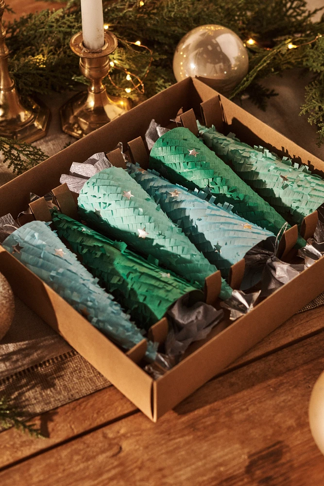 Evergreen Tree Crackers, Set of 6