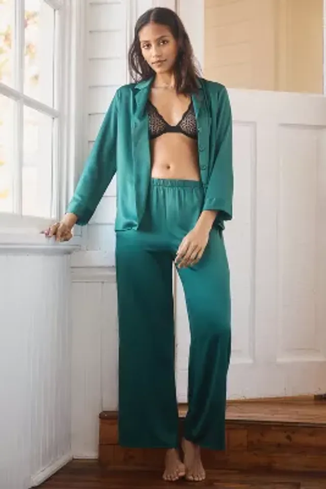 Rachel Parcell Long-Sleeve Satin Pajama Set