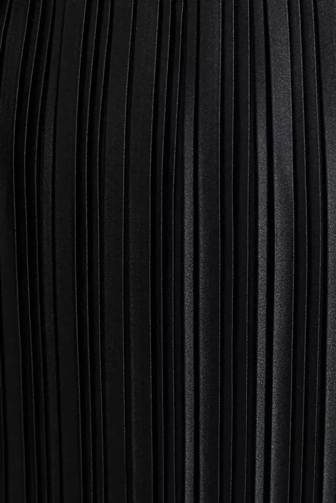 L'IDÉE Sirene Off-Shoulder Puff-Sleeve Pleated Midi Column Dress