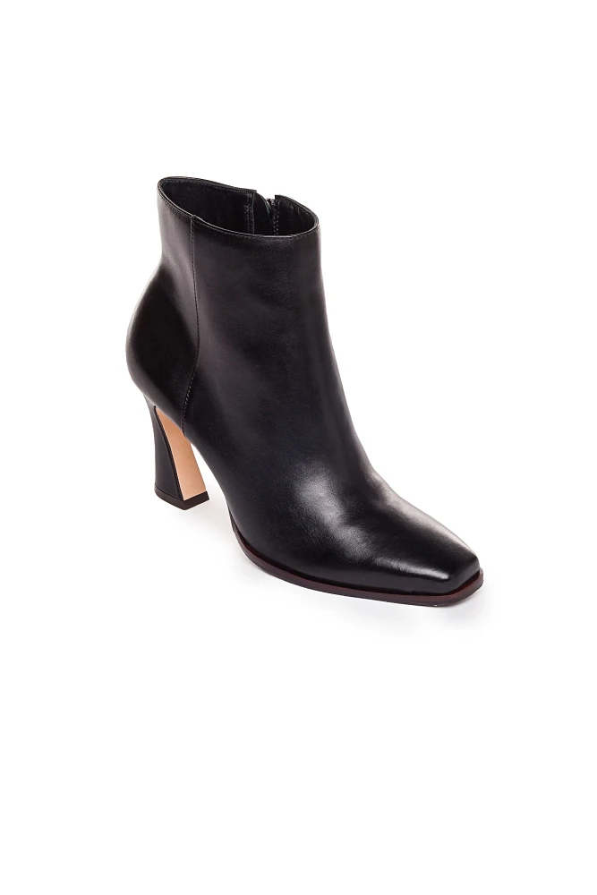 Bernardo Bowery Booties