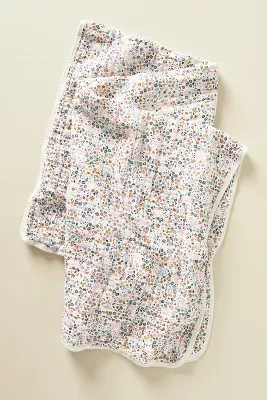 Printed Muslin Baby Quilt