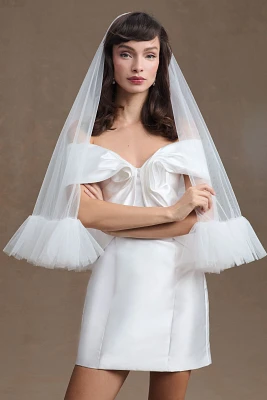 Society James Stephanie Ruffled Veil